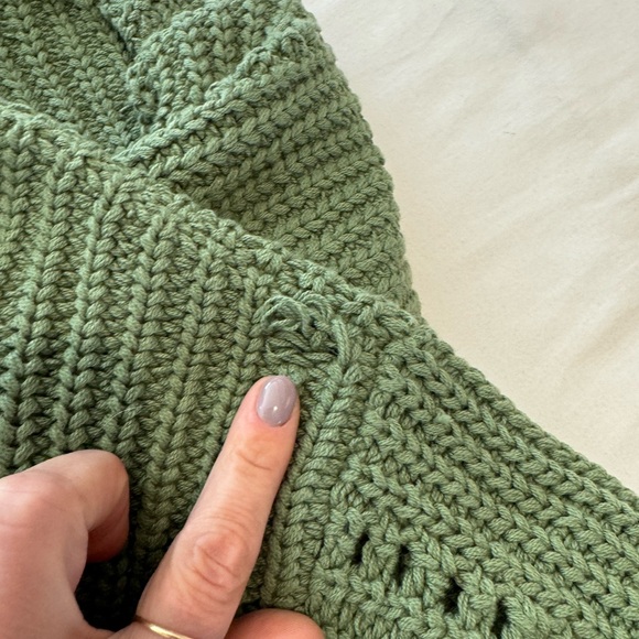 🩵 Free People Green Chunky Knit Cardigan - Picture 6 of 6
